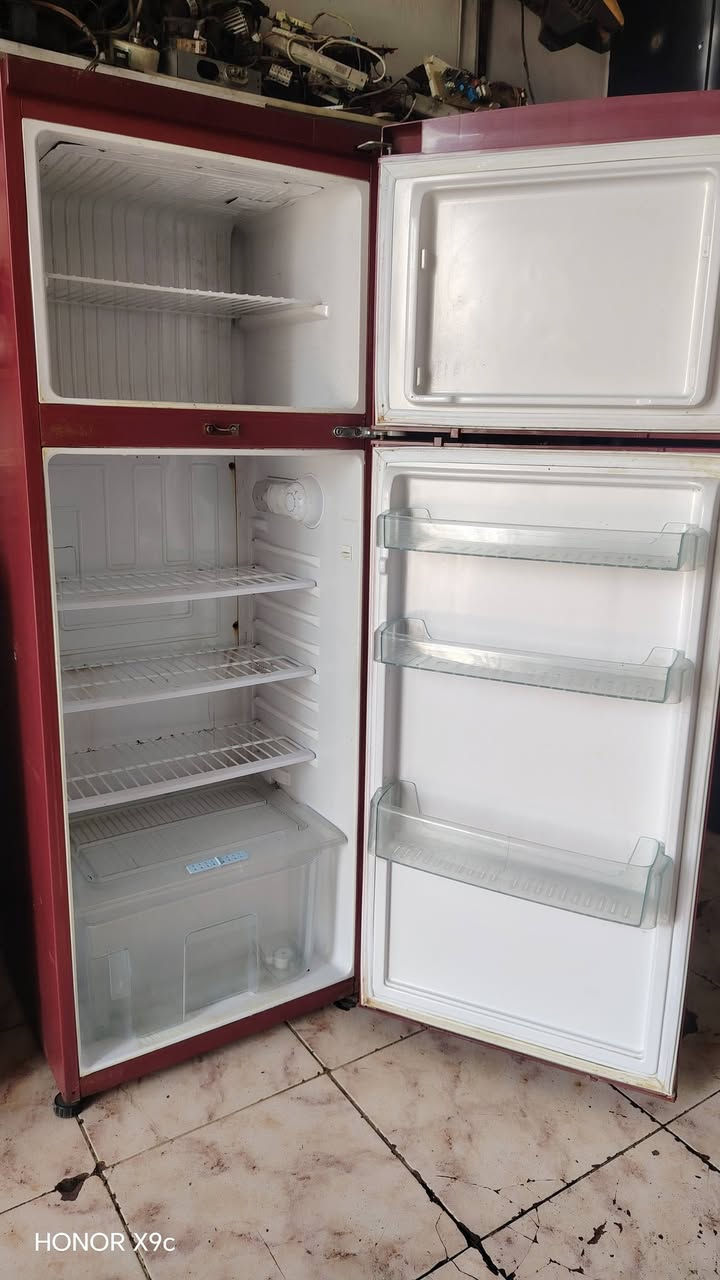 سلام عليكم ثلاجة ١٦قدم كلش بيها شغال ***********
