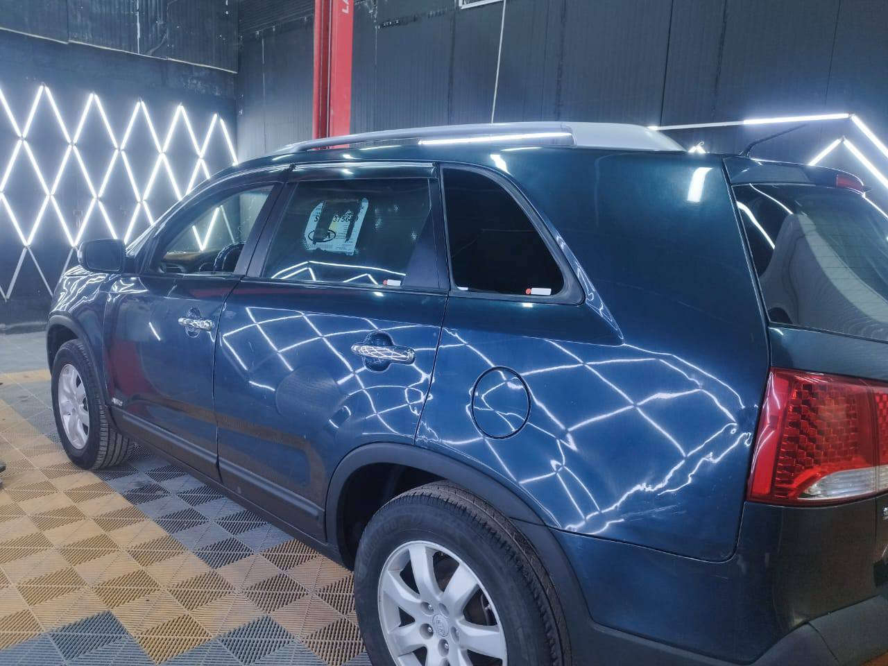 السلام عليكم 
سورنتو 2011 محرك 6 وارد امريكي 7 راكب
حادثها باب السايق والچاملغ الامامي جهة السايق والچاملغ الخلفي  عكس جهة السايق بيه كلير 
مكان السيارة بابل المحاويل ‏‪***********‬‏ / السعر 138
