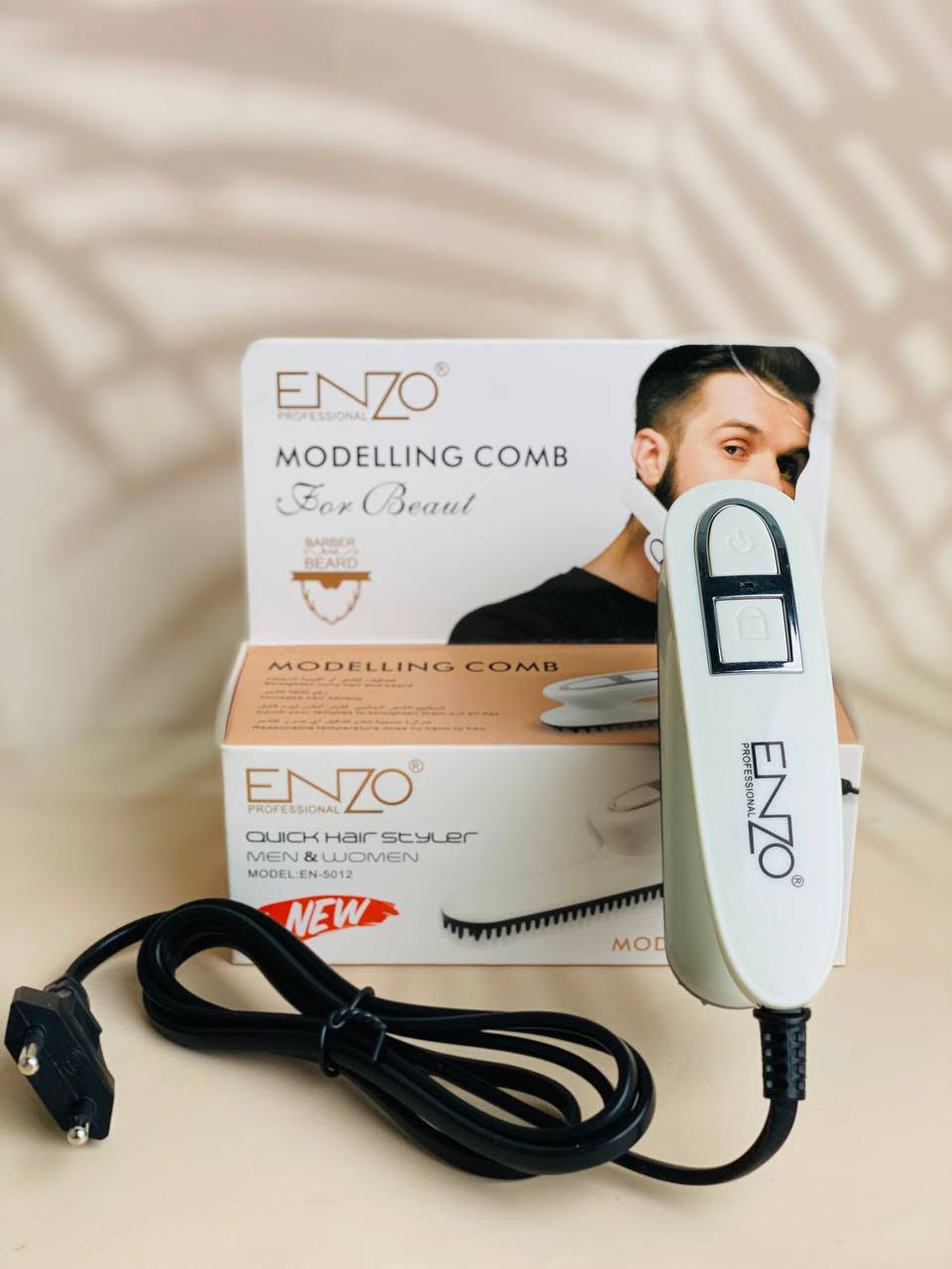 مشط اللحية الحراري من Enzo #الاصلي 🤩
#ايطالي_الصنع 🇮🇹

مع ضمان الاستخدام 👌🏻👍🏻
جهاز فرد اللحية والشعر آمن وسهل الاستخدام لا ضرر علي الشعر ويسخن في 15 ثانية فقط 🤤
المميزات : ⤵️
✔️ تنعيم لحية الوجه والشعر بكل سهولة
✔️ تسخين سريع في 15 ثانية فقط
✔️ اصلاح تام للشعر الفوضوي
✔️ يجعل الشعر علي نحو سلس واستقامة تجاعيد الشعر
✔️ رفع كثافة الشعر والحد من تساقط الشعر
✔️ تسطيح الشعر الجانبي لشعر املس ليوم كامل
✔️ حرارة صحية لعدم تشكيل اي ض


**إذا كنت صاحب هذا الإعلان وتريد حذفه لأي سبب، رجاءا أرسل رسالة إلى الدعم الفني**
