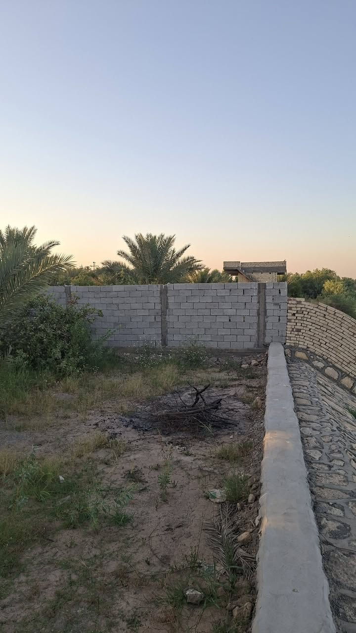 دونم شاطيه للبيع الموقع العزيزيه منطقة برينج وجه الدونم ٧٠م طابو زراعي ٢٥ مبني بيه هياكل وحجر كامل موقعه حلو جدا لاستفسار الاتصال بناء
***********
***********
اخوكم حجي علي للعقارات
