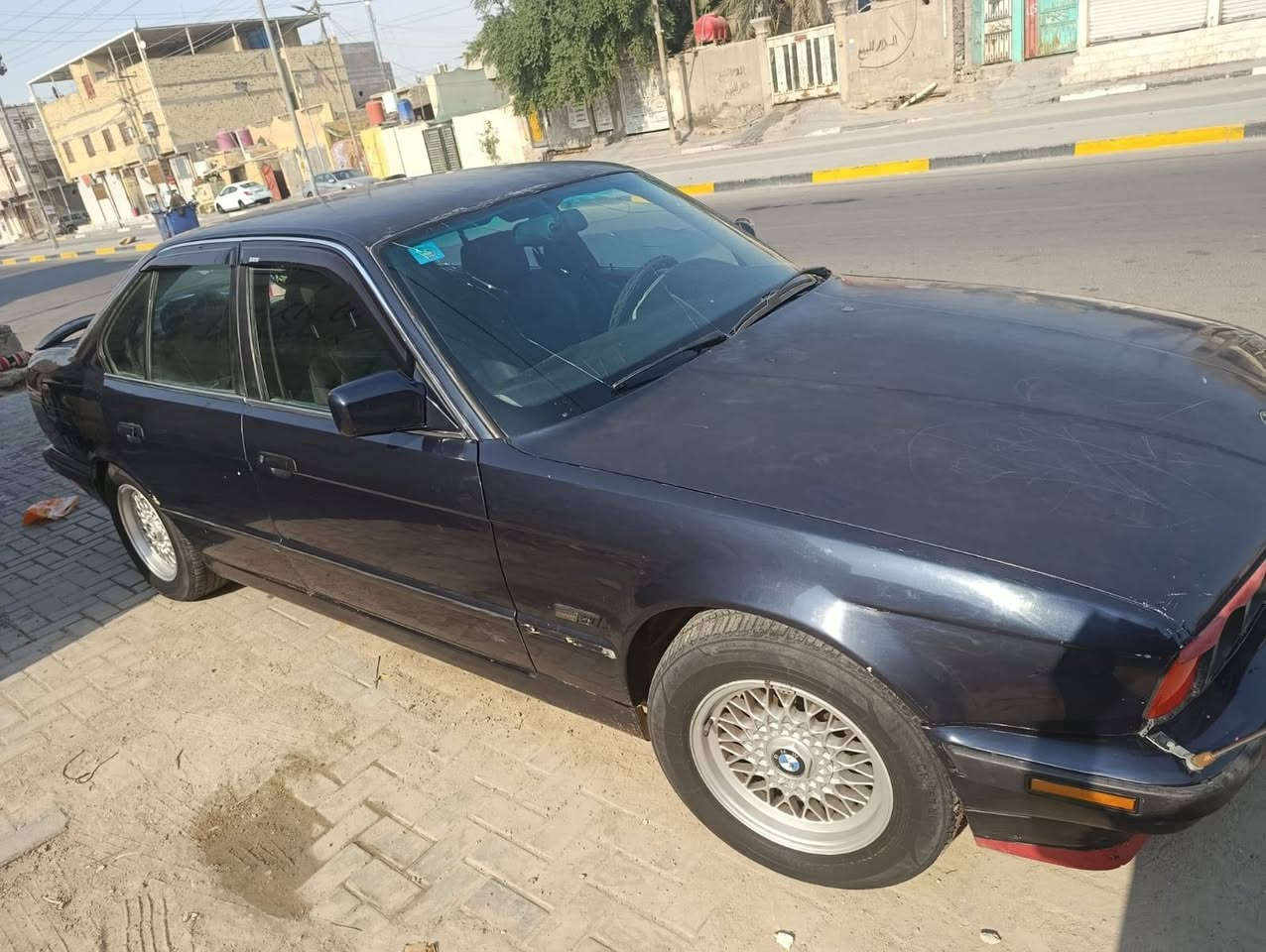 سلام عليكم بيئم حجم 225 موديل  1991مكينه وكير كفاله شرط الفحص حداديه تخم تاير تبريد بي نقص فيشه رقم بغداد مشروع وطني تحويل مباشر بلبصره راعيه يمي سعر 43وبيه مجال التصال على الرقم التالي اني مكلف بلنشر***********
