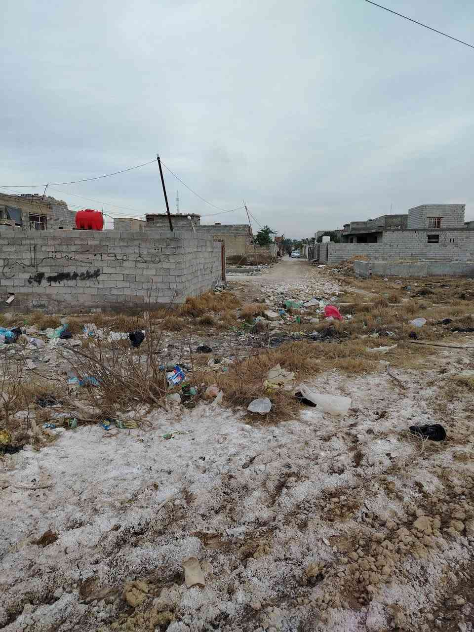 قطعة 100 متر للبيع زراعي ابو سمير قرب المشروع السعر 2مليون***********
