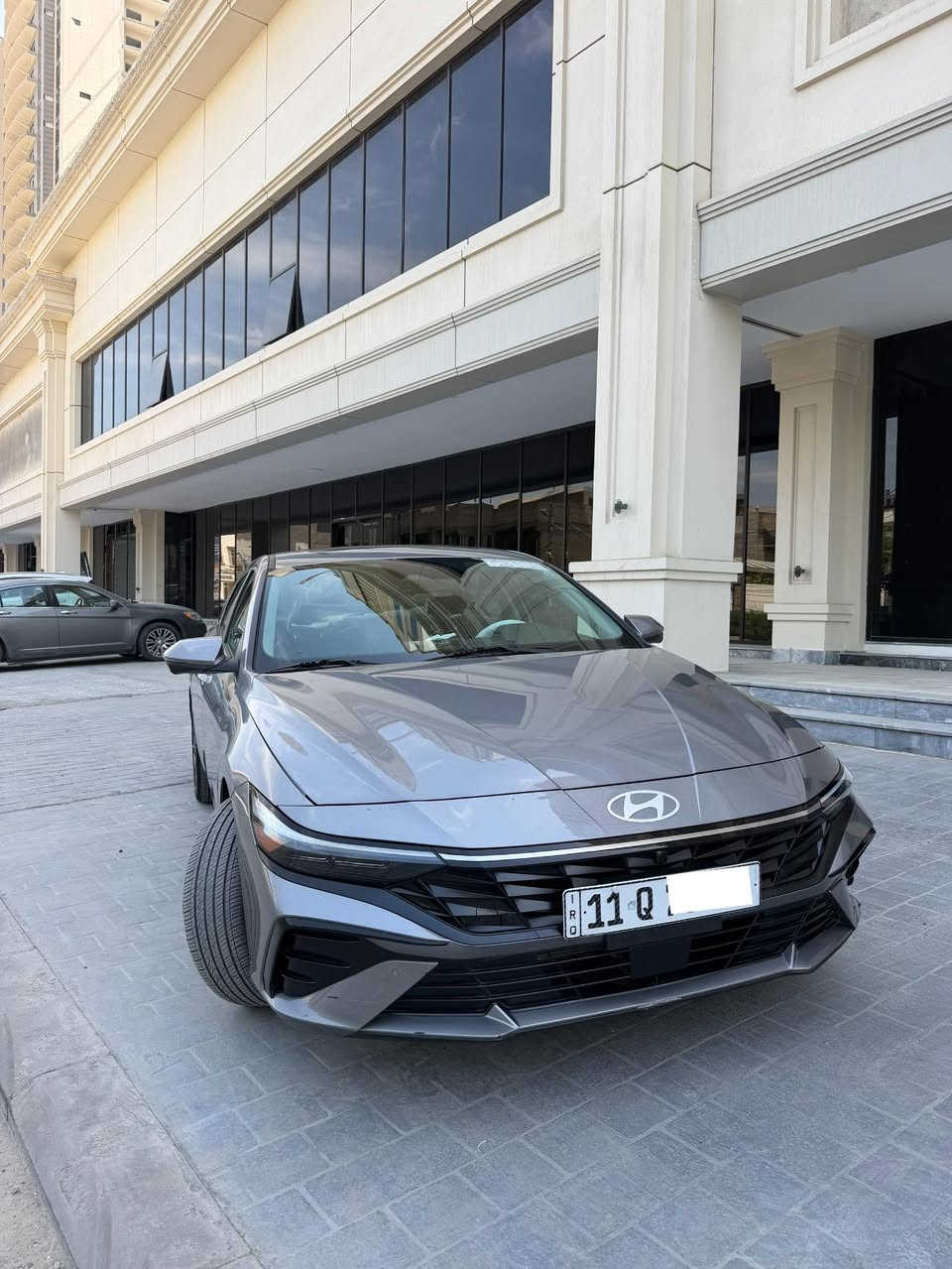 السلام عليكم
النترا 2024  فول الفول للبيع فقط وارد امريكي لمتدد فول مواصفات لمتدد 

ماشيه (16 ) ألاف فقط  جديده بوضع الشركة بدون اي نقص 

حادثهة موضح بلصور (جاملغ خلفي بدون معجون ) بجم كبس شركة
بدون ايرباك 

فتحة سقف 3 وضعيات
كشنات جلد بلادية
كشن خلفي مفصول ( 5 تجوات)
مكينة 2000 دوش
بصمة تشغيل وابواب
شاشه كبيره متصل ديجتل 
لد بلدشبول متغير
لايت زنن بلادي 3 عدسات
كار بلي 
رادار امامي
ورادار خلفي
ورادار جانبي
كامره اشاير 
تحديد مسار
قياده ذاتيه
تنبيه خروج عند المسار
ويل كب لد نهاري. فول تحكم ستيرن
كير اوتو +عادي. تنبيه. اهتزاز. بلستيرن 
السياره بعده بوضع الشركه ومابيه ولا نقص رقم بغداد الجديد
السعر185 بيها مجال بسيط
العنوان : بغداد / الطوبچي
للاستفسار***********)
