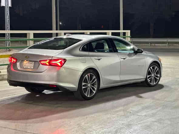 للبيع | شفروليه ماليبو 2021 – معوّقين تُرفع سنة 2027 وتصبح حرّة

🚗 الموديل: 2021
⚙️ الگيير: CVT
📍 الحالة: نظيفة ومستخدمة استخدام راقي جدًا
♿ الملكية: معوّقين وتتحوّل حرّة سنة 2027
🛠️ الصيانة: منتظمة والسيارة جاهزة للفحص

🔧 الموتور والقير: بحالة ممتازة بدون أي ملاحظة
🛋️ الداخلية: نظيفة وما بيها أي تمزّق
🛞 تخم تاير: متبدل قبل 4 أشهر
👤 الاستخدام: شخصي فقط — كل شهر تُستخدم أسبوعين فقط
📏 الممشى الحالي: 127,000 كم

📦 المواصفات:
 • بصمة تشغيل
     •.      بنوراما 
 • الأبواب بصمة
 • الصندوق بصمة
 • شاشة
 • كاميرا رجوع
 • تحكم ستيرن جهتين
 • وضعيات قيادة

💬 ملاحظات إضافية: السيارة ماشية تمام بيها ٥ قطع

💰 السعر المطلوب: 110 ورقة

📞 للاستفسار: ***********
 للامانه لو ممتوازي ع فلوس ما ابيعا السياره ممقصره ابد واستخدمها بس ب الاجازه التفويله تبقه بيها شهر واكثر
