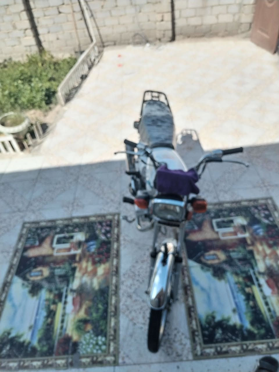 السلام عليكم نامة للبيع شاصي اوراق 2015 تعمير2024 مكينة مامفتوحة السعر 800 وبيهة مجال حك الجية 
*********** رقم صاحب الدراجة  مكلف بلنشر
