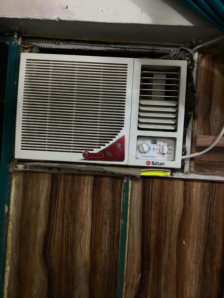 ثلاجه ومجمده ومكيف للبيع كلهن جدد ومال بيت 

***********
