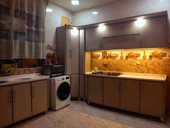 سلام عليكم دار للبيع في منطقه الدوره شارع مقابل محكمه دوره مساحه ١٣٠ متر وجه 11ونص استفسار على خير رقم ***********
