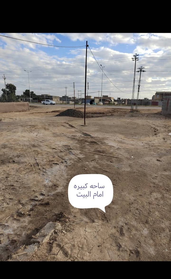 السلام عليكم : مكلف بالنشر
بيت للبيع زراعي بناء حديث درجه أولى مساحة البناء ٥٣٠ متر + 2 محلات خارجيه +مساحة ٧٠٠ متر أمام البيت 
 وجه على الشارع العام السايدين طريق نصر_دوايه مقابل البوخلف الأولى 
يتكون البيت من إستقبال +2صالة +3غرف نوم +مطبخ الأرضية بورسلين
السعر ١٥٠ وبي مجال للإستفسار أكثر 
***********

*********** موجود واتساب
