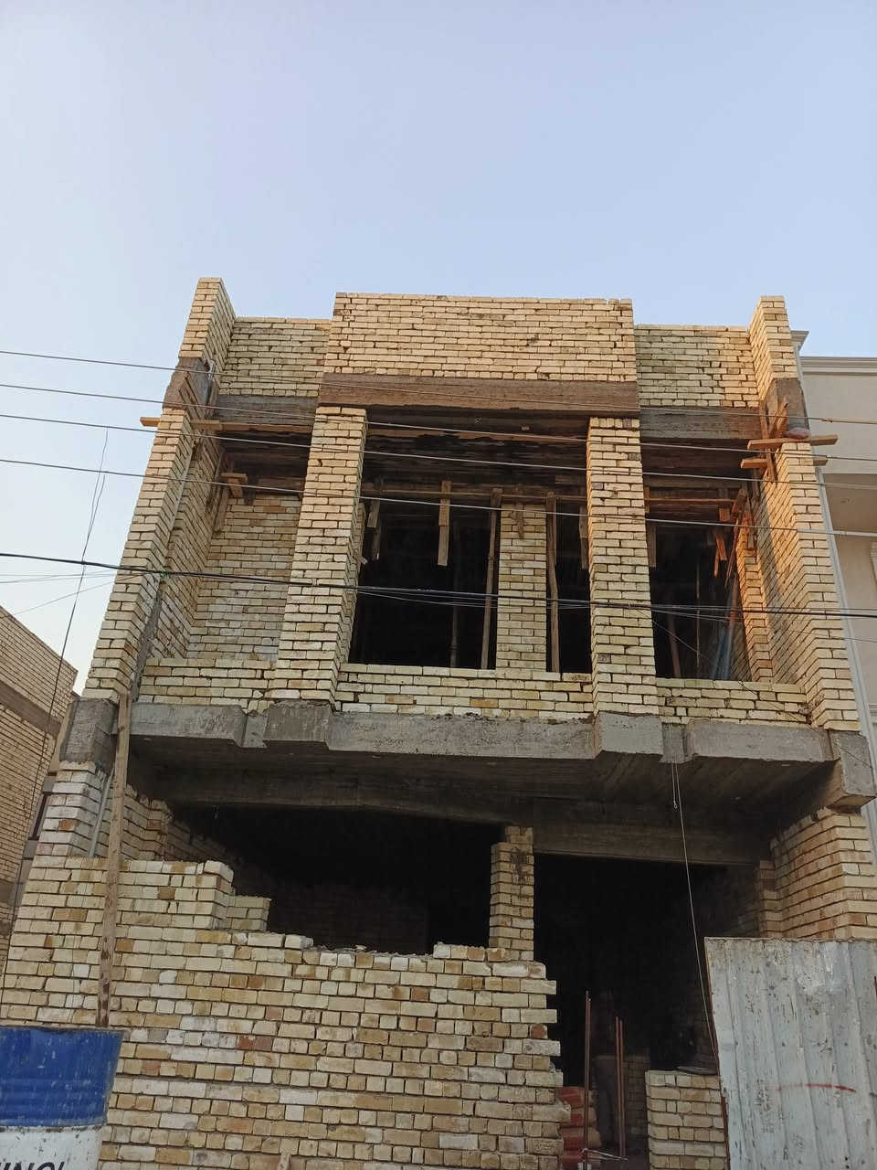 خلفة بناء
***********
***********
