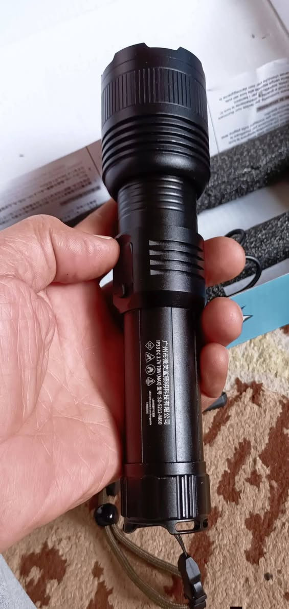 لايت يدوي حديد Smiling Shark SD5212‏
مصباح LED M80 بقوة 8400LM‏ امزون اوربي


**إذا كنت صاحب هذا الإعلان وتريد حذفه لأي سبب، رجاءا أرسل رسالة إلى الدعم الفني**