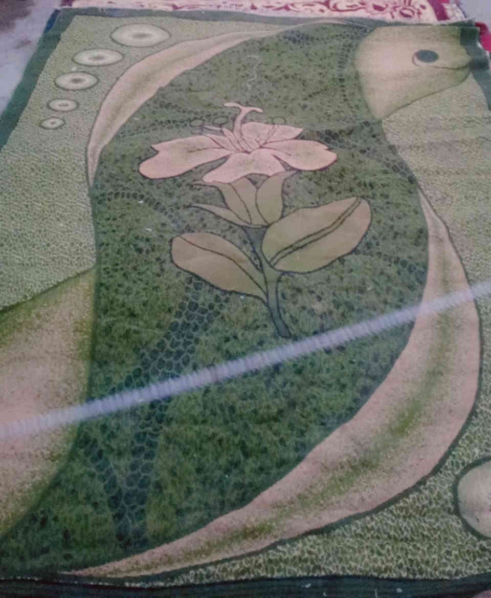 فرشات للبيع العنوان كوت طشاش اليريد راسني خاص مفتوح او الاتصال على ***********
