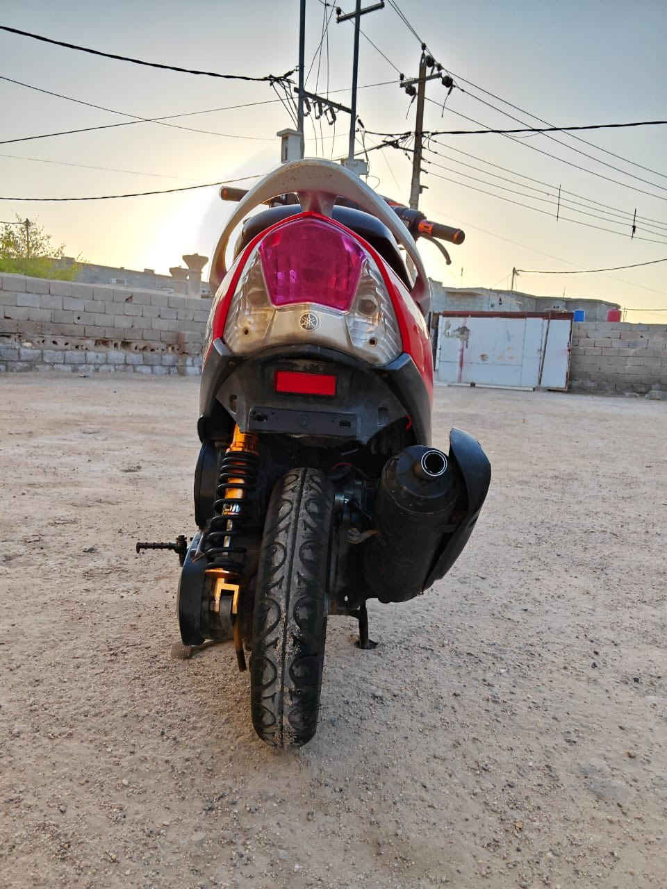 ماكس عدلة للبيع مامفتوحة مامبدل بيهة برغي مستعجل عليهة اريد ابيع 
0770 684 3123
