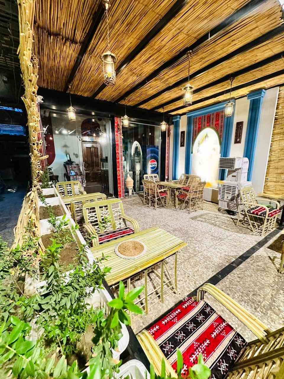 السلام عليكم ورحمة الله وبركاته
فرصة ذهبية لامتلاك مطعم شرقي ناجح بموقع استراتيجي في السيدية
هل تبحث عن مشروع جاهز يحقق عوائد من اليوم الأول؟ متاح الآن للبيع مطعم شرقي  متكامل (وكالة شغالة) في قلب بغداد - منطقة السيدية، يتمتع بقاعدة زبائن ثابتة ووارد مادي ممتاز.
لماذا تختار هذا المشروع؟
• جاهزية 100%: لا تحتاج لصرف دينار واحد على التأسيس.
• تجهيزات حديثة: ديكورات عصرية جديدة، صالة خارجية مجهزة بالكامل، ومنظومة تكييف (سبلت) وحماية متكاملة.
• مطبخ احترافي: مجهز بالكامل (2 فرن حجر، طباخات، ثلاجات، مبردات، هود، وطاولات ستيل).
• نظام إدارة ذكي: يشمل أجهزة POS وكاشير حديثة لتنظيم المبيعات.
تفاصيل العرض:
1. تملك المشروع مع الوكالة (البراند): 37 مليون دينار.
2. تملك المعدات والديكور (بدون الوكالة): 25 مليون دينار.
3. ايجار المطعم : 1,500,000 دينار فقط.

ميزة إضافية: نوفر خيار الاستثمار بنظام الإيجار الشامل (معدات + ديكور) بمبلغ 2.5 مليون دينار شهرياً لمن يرغب بالبدء دون دفع رأس مال كبير
ولمطعم شغال تكدر تجي وتكعد على دخل  وشوف الوارد بعينك بس صاحب المطعم ممتفرغ للأداره
للأستفسار أكثر راسل البيج
https://www.facebook.com/share/1GSf1w9t9X/
أو أتصل على الأرقام التالية 
 ***********
***********
وهاي قناة الواتساب الي تنزل بيه جميع الوضائف ولتنسون تفعلون جرص لشعارات حته من تنزل الوضيفه يجيكم أشعار 
https://whatsapp.com/channel/0029VbBzSkh42Dcc90nhOm09
تحياتي للجميع أخوكم وخادمكم شيف يوسف الحربي
