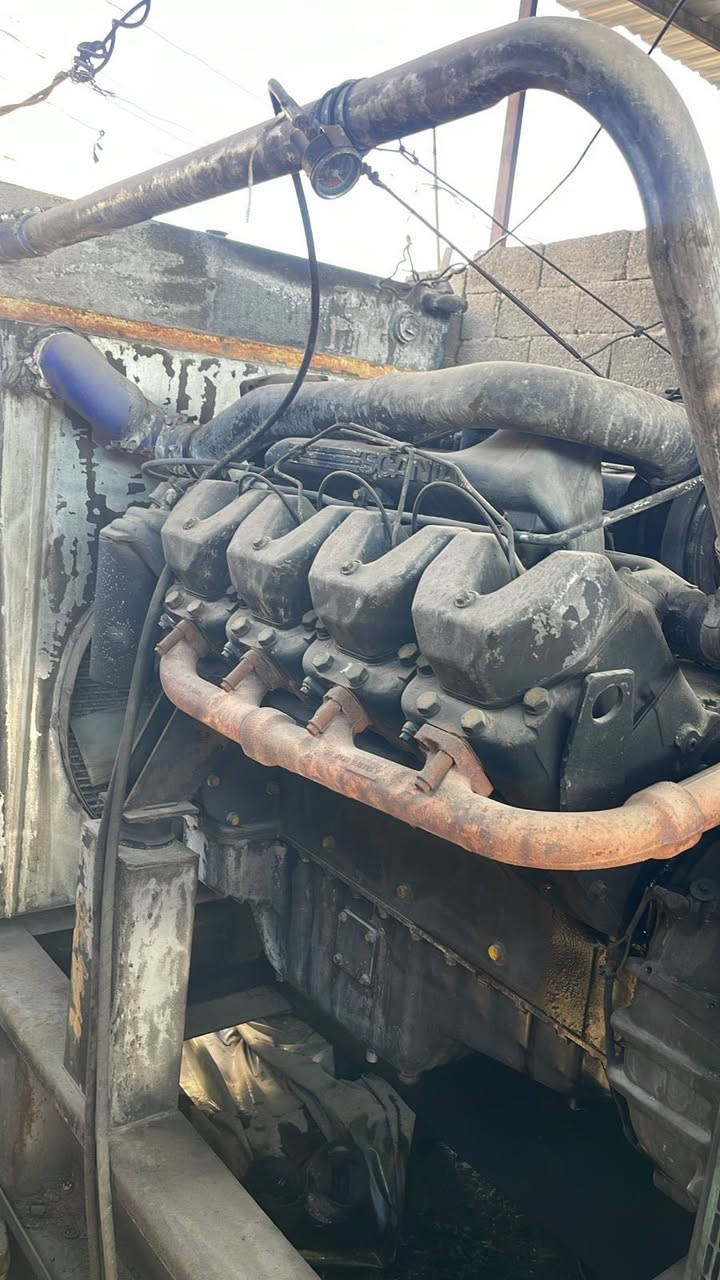 سلام عليكم سكانيه 0،15 مكينه مجفته كامل لاتنقيص ولا تبخير كرنك 10مصفر توليد 350 بلادي مولد خير من الله تجي تحمل وشوف مكان مولد بغداد دوره هوررجب 
رقم الهاتف ***********
السعر 72وبيه مجال
