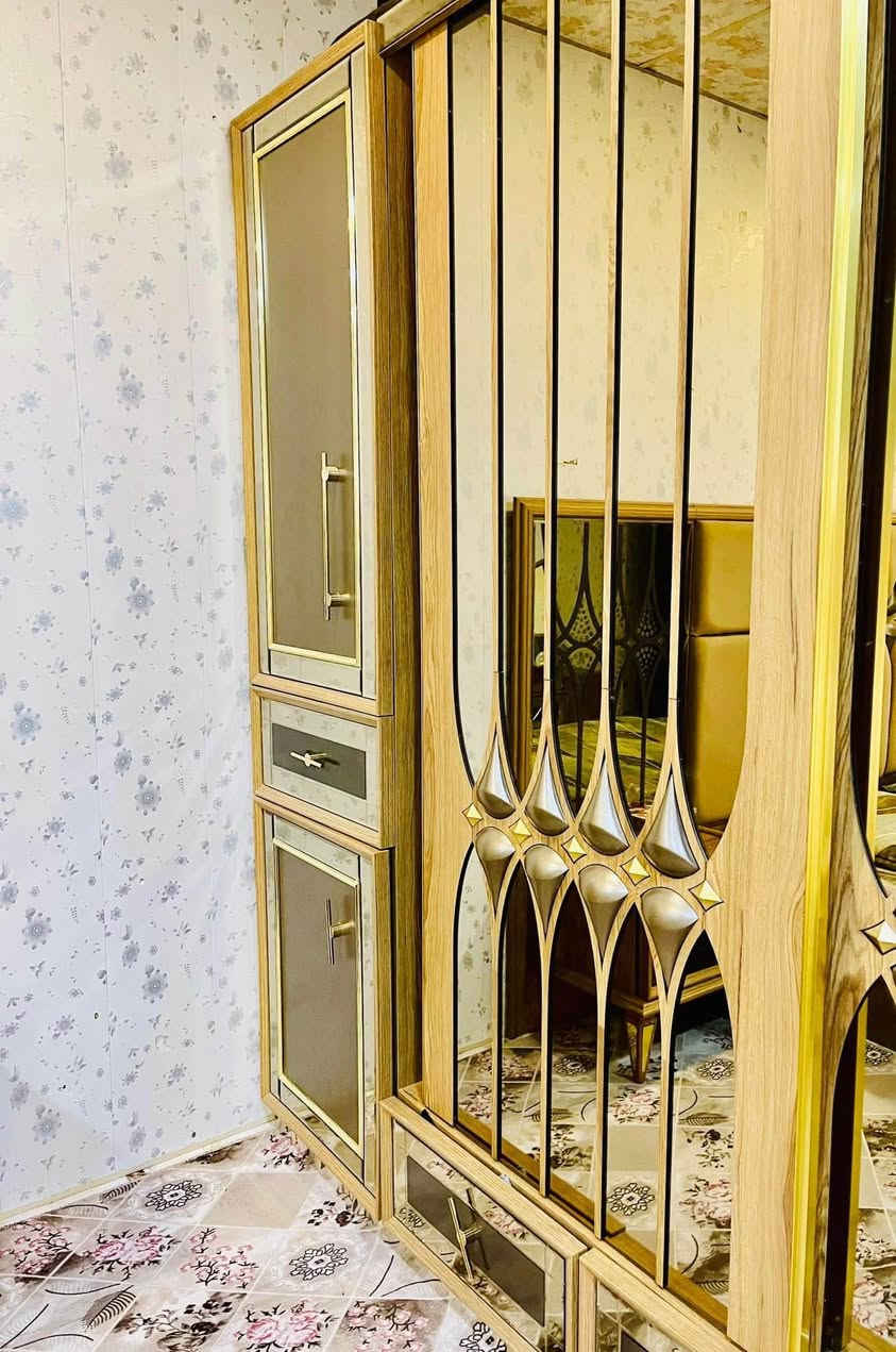 غرفة اخشاب تركي

غزفة اخشاب ملكي تركي درجة اولى موديل حديث بحالة جيدة للبيع كركوك, العراق


**إذا كنت صاحب هذا الإعلان وتريد حذفه لأي سبب، رجاءا أرسل رسالة إلى الدعم الفني**