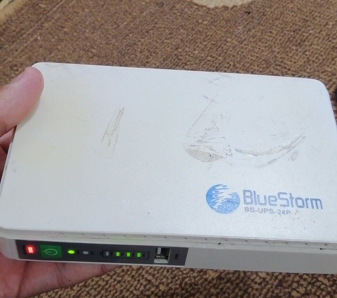 للبيع عاكسة راوتر شغال يقاوم 5 دقايق محتاج بطارية
خاص مفتوح
***********
***********
