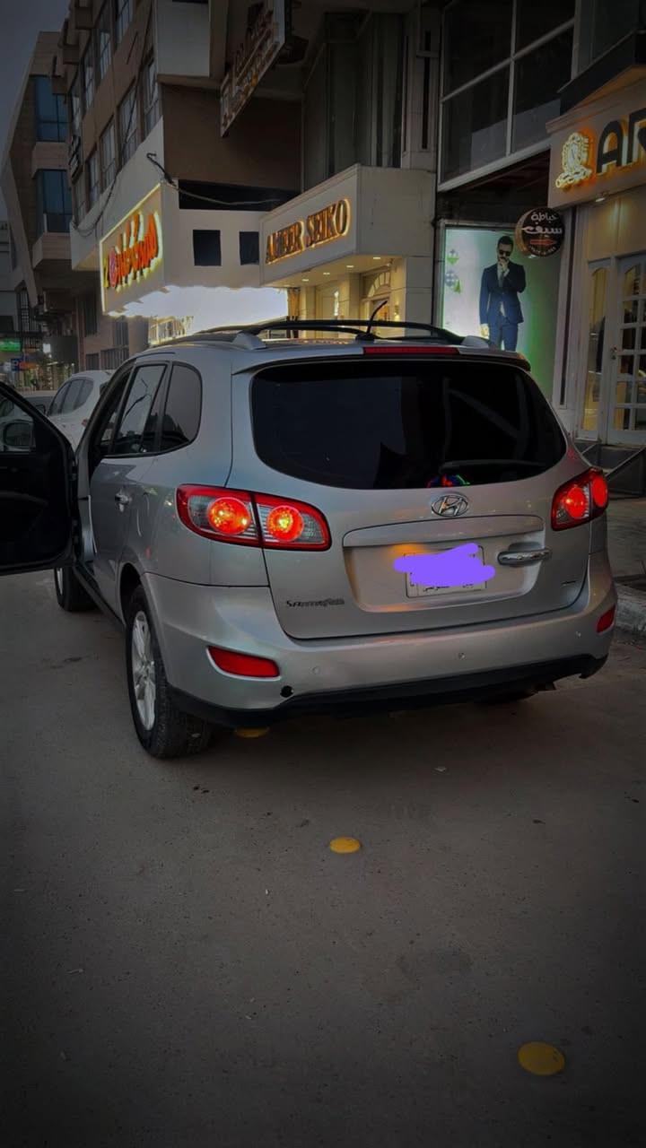 سنتافي موديل 12 امريكي
محرك دوش اصل 

سياره جاهزه ع اخر حبايه 

رقم بابل 

2400

بيه 3 قطع جاملغ وبيبان  بدون دواخل 

مكانه حله

اتصال ***********

واتساب ***********
