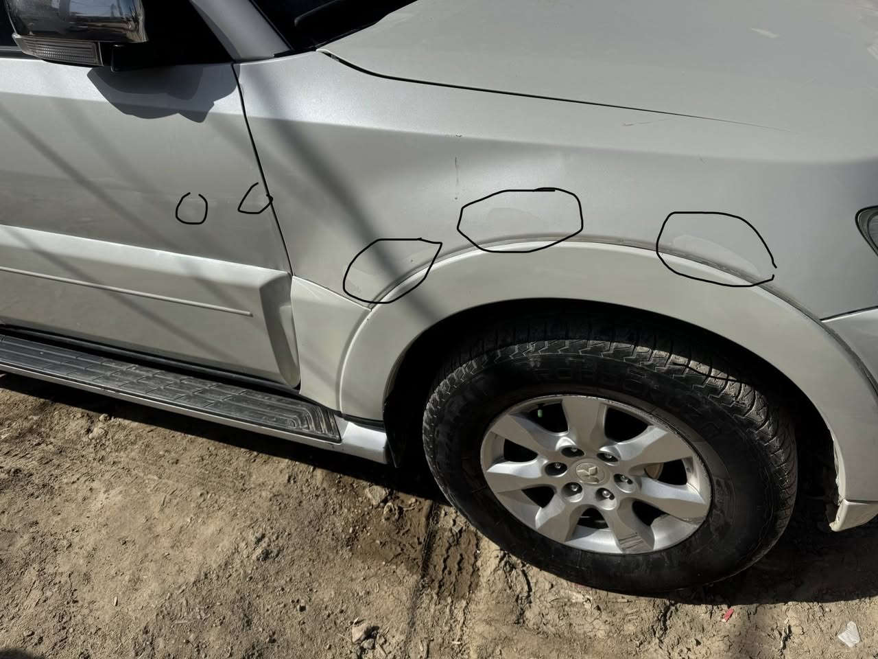 سلام عليكم باجيرو الموديل 2018مكفوله بارد بسيط رقم أربيل كويتي السعر/175/ورقه المكان حله الرقم ***********
