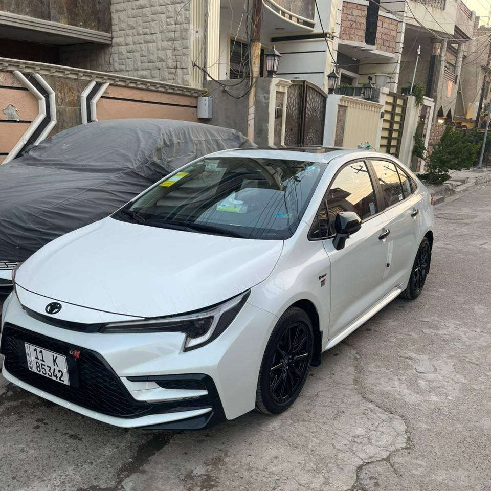 كورلا 2025 S بلاك ادشن لون صدفي رقم بغداد

محرك 1800 هايبرد HEV مري بلاك بلادي ويل بلاك كبير 

ماشية 8 الف 

محرك 1800 هايبرد شحن ذاتي 

بصمه + دخول ذكي 

هاندر بريك بصمه + اوتو هولد 

سلايت 

رادار امامي 

سياقه اليه 

تبريد قطعتين 

شاشه ابل كار بلي + كامره خلفيه 

مانع نزلاق + مود درايف +  ايكو مود 

كيجات شاشه دجتل 

مقاعد جلد كهرباء 

ويل بلاك حجم 17 

حساس لايت كامل اوتو عالي ناصي اوتو + حساس ظغط اطار 

تحكم سترين كامل فول 

لايت زينون + لد صباحي + اشاره لد 

كت اس بلادي 

شاير مري  

عليها اضافات لد داخلي 
شاحنه لاسلكي 
مسطره لد خلفيه 
مدوشمه كاعيه وجنطه 

رقم الهاتف : ***********

