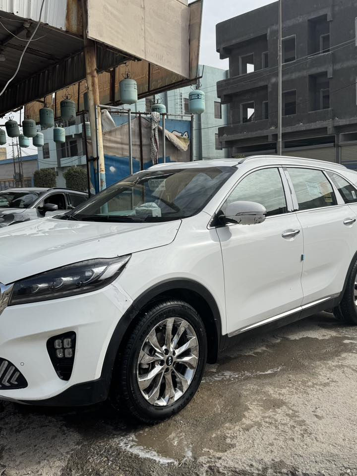 اسلام عليكم
سورنتو 2020 خليجي مكفول 
رقم بغداد باسمي 
السياره فول عده الفتحة 
تخم تاير جديد 
 السعر 240
الرقم ***********
