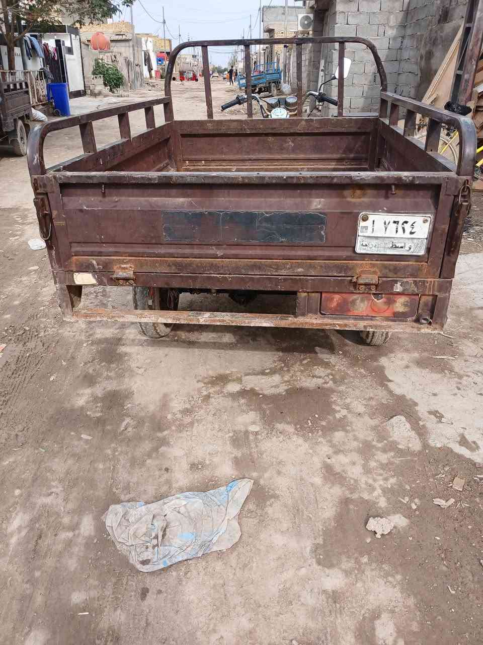 ستوته للبيع رقم واسط موديل ١٣ مكاني واسط الكوت السعر ١٤٠٠ وبيها مجال (***********)
