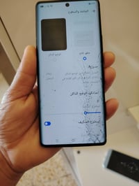 ياالله جهاز مثل ماموضح بصوره بي،ضربه بشاشه بس مامثر عل المس ذاكره 512 ...
