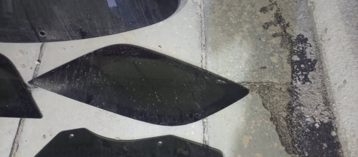 جام مظلل دورنكو موديل 2019 للبيع في بغداد 
الجامة الخلفية مظلل والمثلثات ثنين مظلل وحدة شفاف والجامات الكشن الخلفي مظلل ***********
