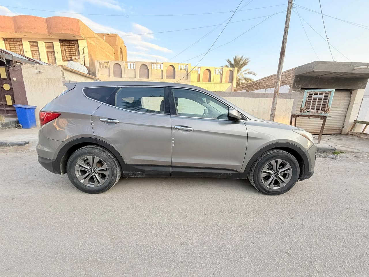 سنتافي ٢٠١٦
مكينه ٢٤٠٠
سونارها وتفاصيها بالمنشور
سعرها ١٤٧
***********
