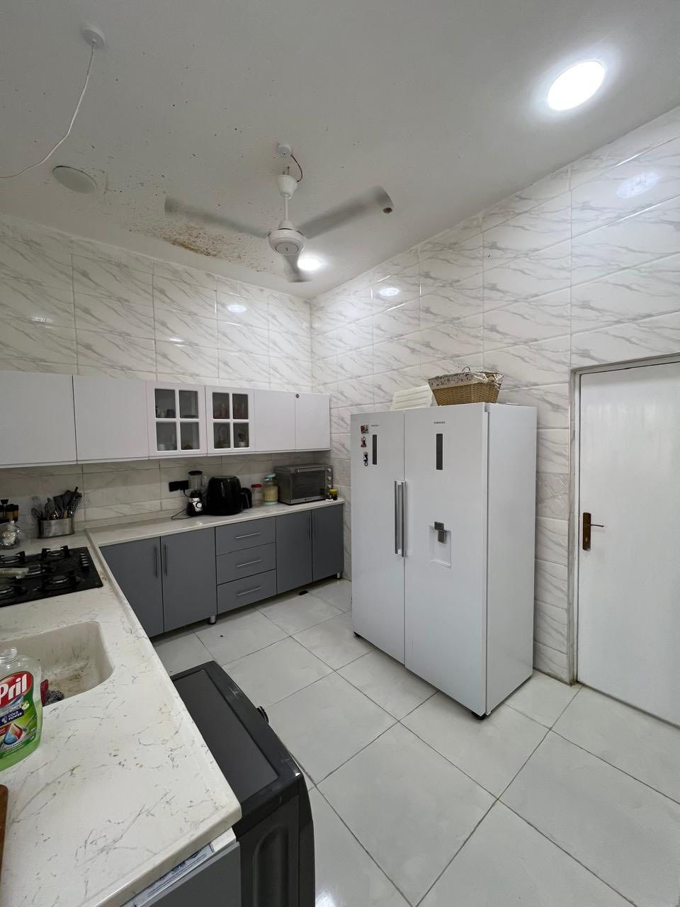 سلام وعليكم بيت للاجار شط العرب شارع زين العابدين غرفتين ودوانيه وهول ومطبع
سعر اجار ٤٠٠ قفل 
استفسار اكثر ***********
