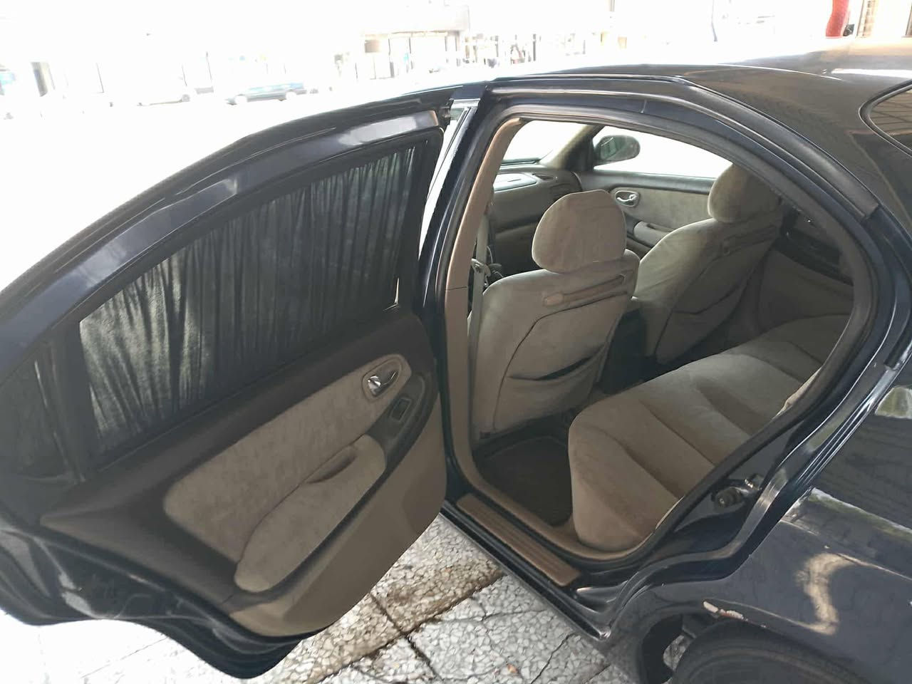 موديل 2001 مصبوغه جماليه كامل اني نقص مابيه صدر امامي خلفي جديد قبل سبوع شديته منضومه تبريد جديده منضومه بانزين جديده  مكفوله من الضربه بيع او مراوس بايفندر ***********. عنوان بغداد
