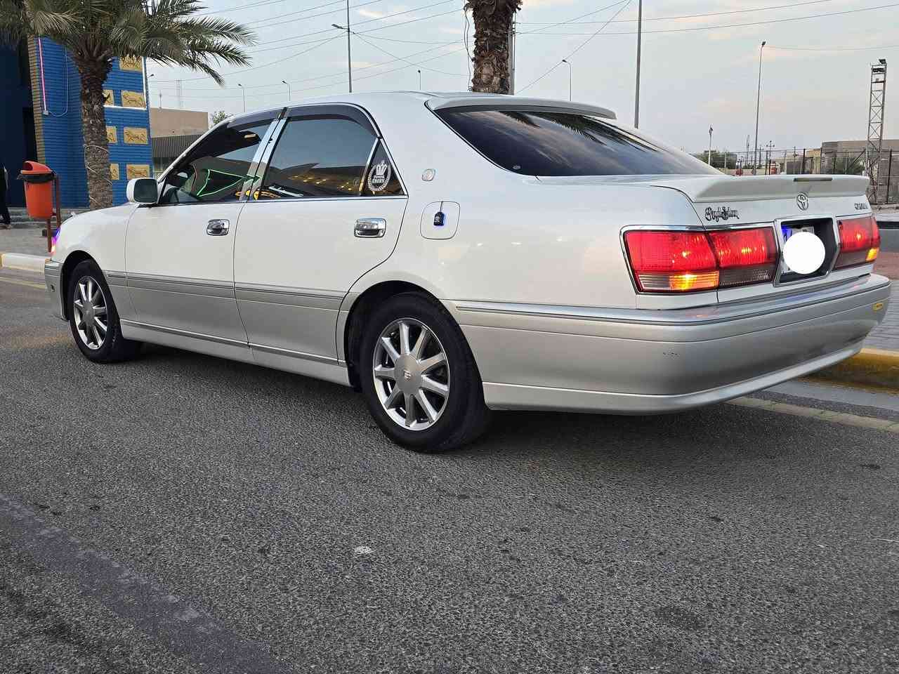 ملكة 2001 رقم بصرة تسجيل جديد مزاد
اضبارة كامله وعندي نسخه من الاضبارة
بسمي تحويل
مواصفاتها
تحوير #وسام المالكي 
3دكم كرستال اصل
برده خلفيه
لايت اتو 
استيرن كهربائي
4كشنات كهربائية
كامرة دوارة
بلوتوث
شاصي 175
ديفور الجبير
تبريد ثلج
كفاله كص وضربه وصبغ 
ونقل جثة واصوليات وكير ومحرك 
سيارة كفاله عامه كارتون تجي وتشوف

سفوان ***********
