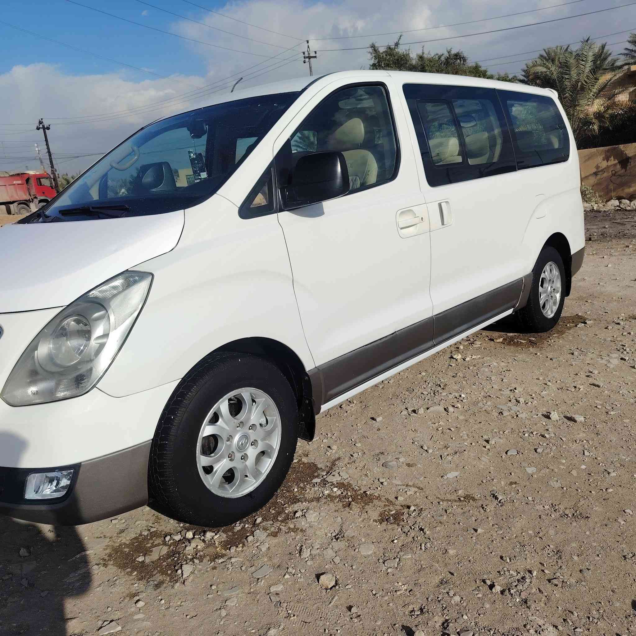 السلام عليكم ستاركس موديل 2014 مكينه مفتوح كير اكسن مكفولات صدر جديد تبريد شغال مكفوله كفاله عامة رقم كربلاء سنويه 2027 العنوان بغداد رقم هاتف ***********
