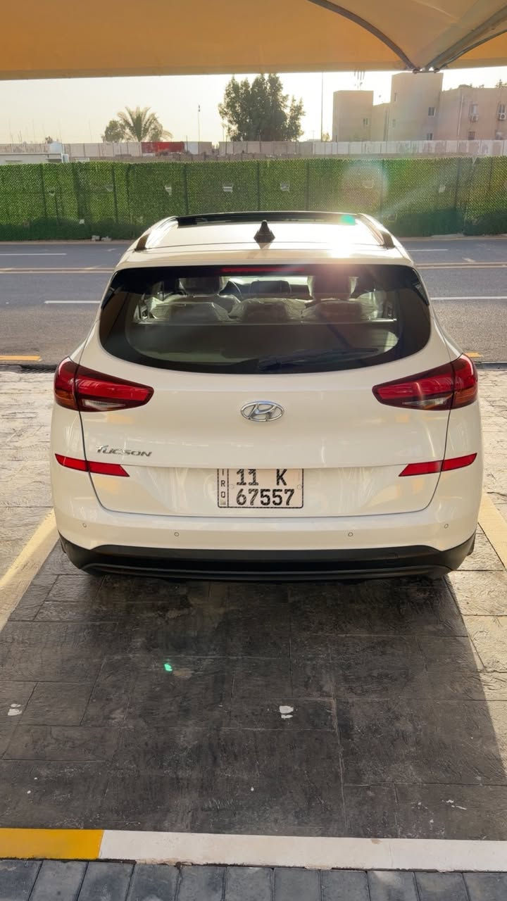 السلام عليكم للبيع هونداي توسان  للبيع موديل 2020   بيهة صبغ  جاملغين وبنيد  فول مواصفات    ويل كب كامرة خلفية  بنوراما اللايت خمس عدسات قطعتين تبريد كشنات جلد لونين دشبول والبوب صاج ماشية 113الف كيلو صدر جديد  مكاني بغداد العامرية  السعر173 وبيهة مجال  للاستفسار ***********
