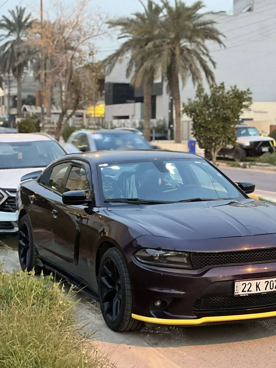 جارجر 2021
سلام عليكم 
جارجر للبيع لون مميز
موديل : 2021
فئة : sxt
رقم : اربيل هزه و سنوية جديدة
ممشى : 75
الحادث : فقط تاير امامي مضروب بدون دواخل و صبغ و تبديل 
بجم كبس 
كير : مكفول 
مكينة : مكفول بلاد 
مواصفات: 
شاشة كبيرة 
كشن كهرباء 
تشغيل عن بعد 
ويل 20
حساسات و كامره خلفية 
بصمة اربع ابواب 
منظومه زنون عالي ناصي 
بلوجكر زنون 
سياره حلوه و مال جناي سيارة كاملة من كلشي 
سعر 228 و بي مجال بسيط 
بغداد حي العدل 
رقم ***********
