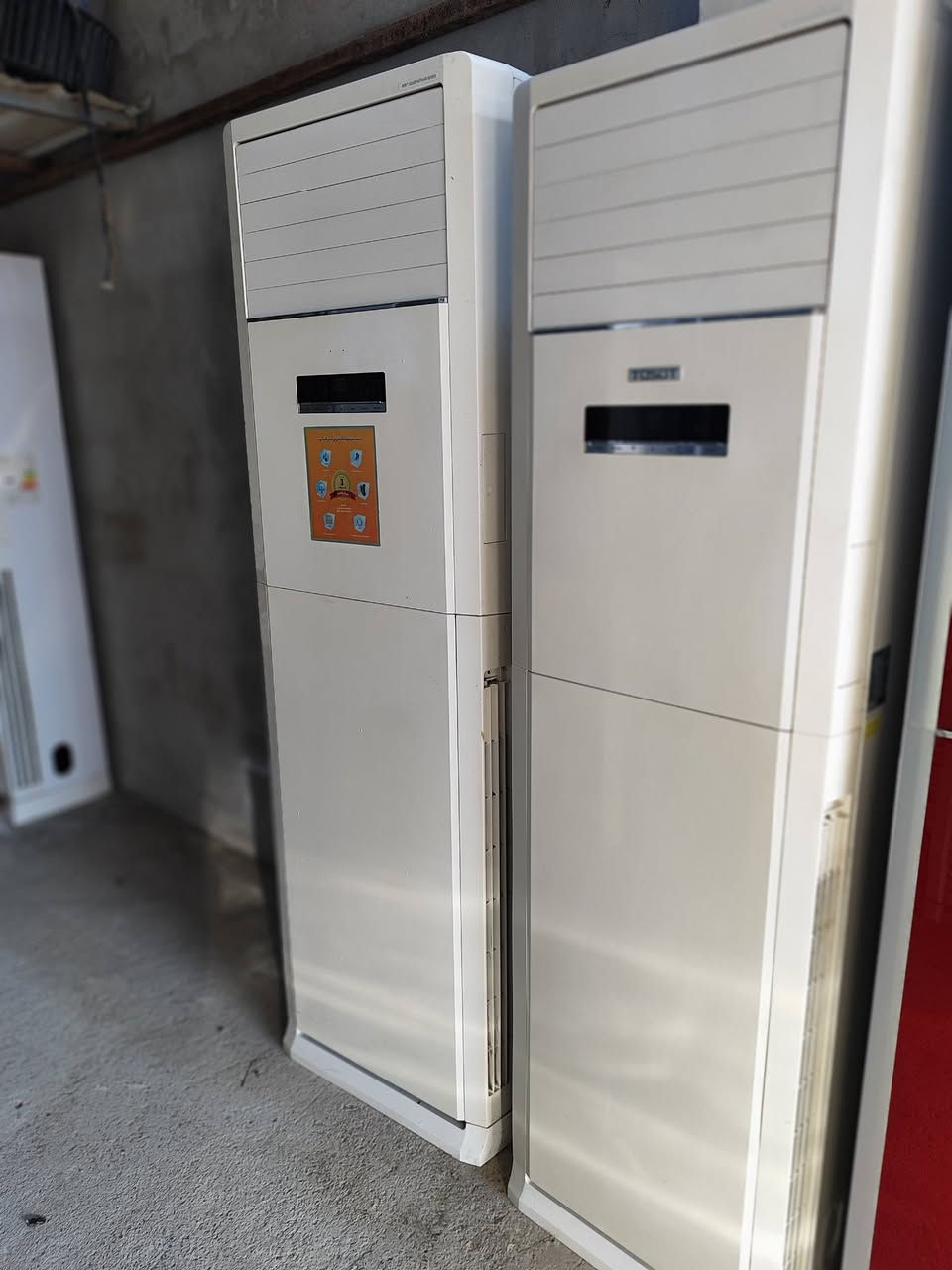 كنتوريات 3طن فووول نضافه  حار بارد
توسوت  ميديا  جبسون  جنرال الحافظ دنكا 
ضمان شهر 
كامل ملحقاتهن. غاز مقفول 
بواري جديد 5متر 
الاسعار خاص 
متوفر. مراوس بالعاطل 
متوفر ورشه صيانه  وقطع غيار 
العنوان الحديد المدخل الاول 
***********
