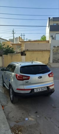 اسبورتاج • ٢٠١١ • ١٨٠ ألف