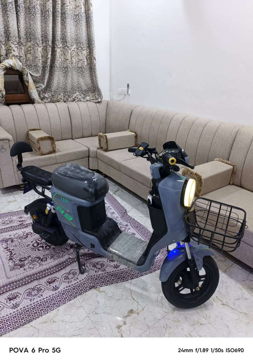 دراجه شحن R9للبيع
موديل 2026
5بطاريات لايت عالي ناصي اشارات يمين يسار دبل اشاره 4سرعات سماعات بلوتوث نضام رجوع على خلف نضام قفل بريك شاحنه اصليه تشغيل سويج تشغيل نظام كارت تشغيل عن بعد شرط ملف وعقل 
السعر 475 الف وبي مجال التواصل رقم التلفون ***********
