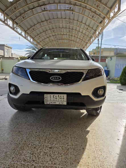 السلام عليكم..
البيع نقدا فقط فقط بدون مراوس..
سيارة سورينتو وارد خليجي سيارة جديدة بمعنى الكلمة ماشية  145000 حقيقي بأسمي تحويل او وكالة ثاني يوم سيارة ماخذها سنة 2012 زيرو على أيدي لا صبغ لا تبديل لا ضرر سيارة نظيفة كلش مال جناي كير ومحرك وحدادية شرط سنوية تنتهي 2028 مشروع وطني
موديل 2012 ..
كلين تايتل..
محرك 4 سلندر..
7 راكب ...
مري جانبية شفط..
مانع انزلاق..
مانع انحدار..
قفل مركزي عند انطلاق السيارة..
تبريد 3 قطع شغال..
نسختين سويج بيها..
تحكمات ستيرن..
مثبت سرعة ..
بلوثوث..
منفذ يو بي اس..
منافذ شحن امامي وخلفي..
تبريد دبل A/C..
السعر 165 ورقة 
مكاني الحود للاستفسار اتصل على الرقم ***********
