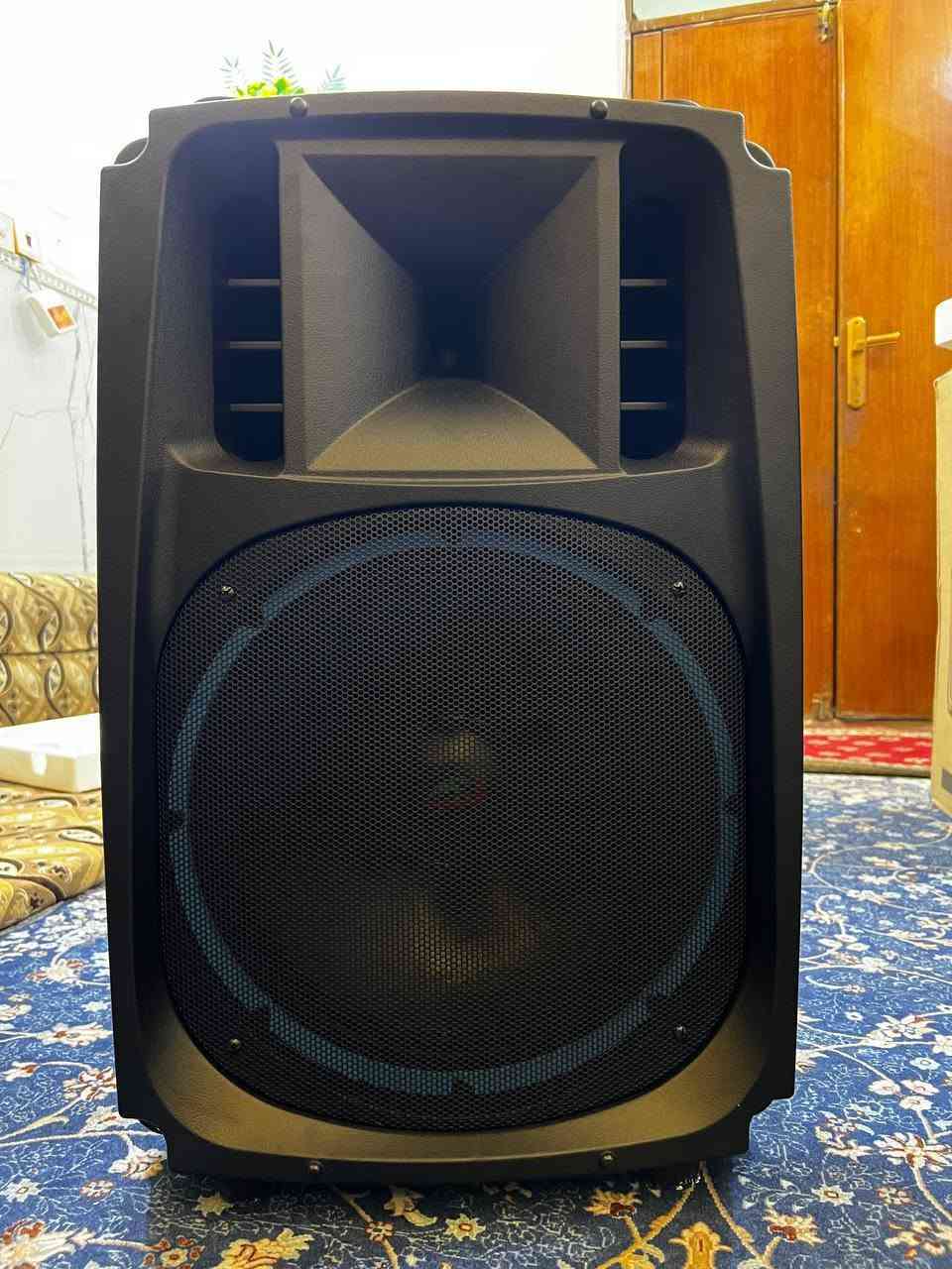 سلام عليكم  سماعات W17 بي ختم العقيله البيع ما مستعملات بس فتحناهن فحصناهن  سبب لبيع ربعنه ما متفاهمين سعر ٥٥٠قفل المكان السماوه الرميثه ***********

