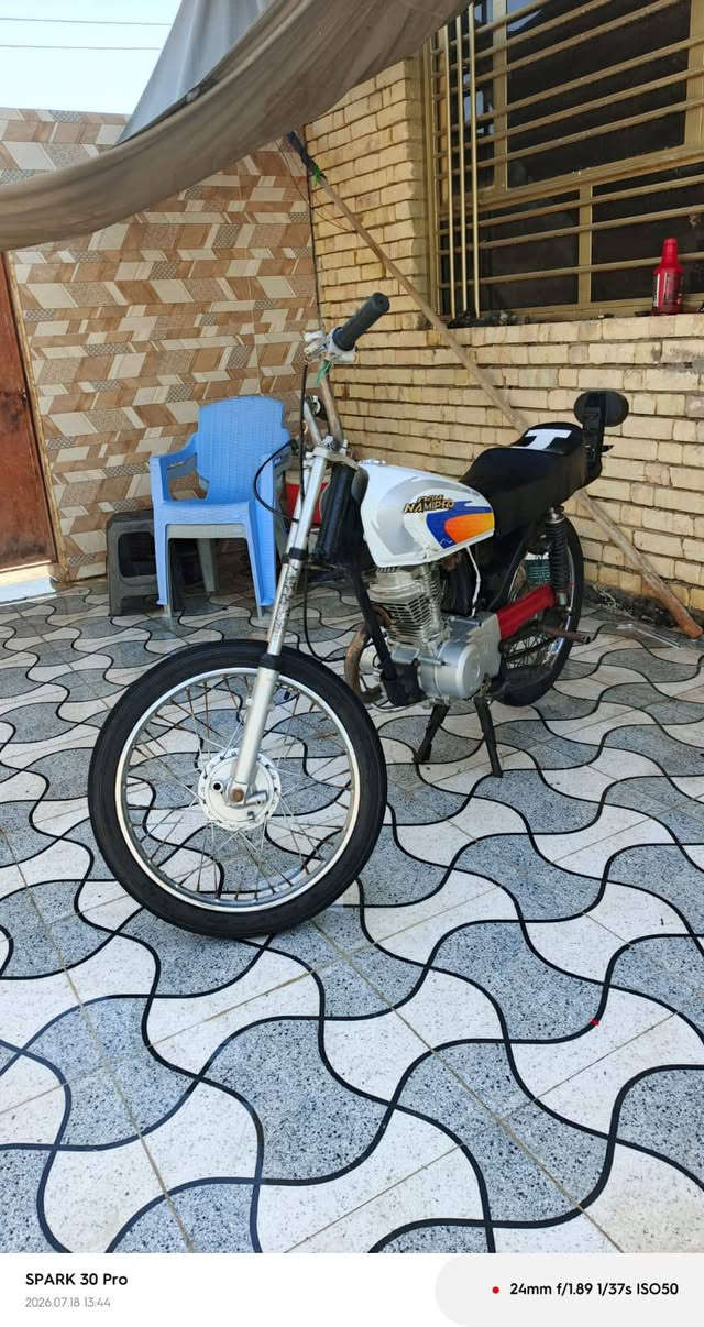 للبيع نامه شلامجه مديل 20 كلك كلك كلك شاصي مكفول من لحيم ولعواج دراجه جديده مكينه مفتوحه ولفات  دراجه جديده كلش شلعه ومعدل  خير من الله سدر جديد دراجه جديده كلش مال جناي اي نقص مابيه  مكان سوق الشيوخ ناحيت الطار سعر 400وبيه مجال 
 رقم الهاتف ***********
