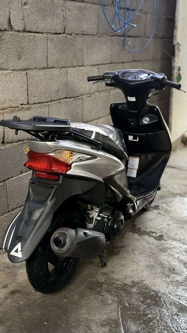 السلام عليكم للبيع ادرس حديث صارله شهر من نازله من الرمبه كفالة عامة شراي تفضل هاتف***********
