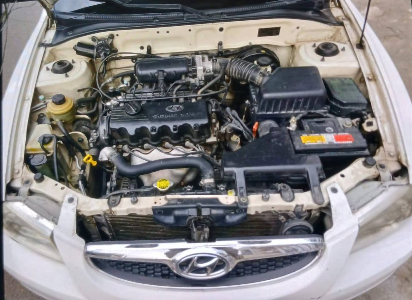 فيرنا ٢٠١٢ اوتوماتيك سنويه مجدده  ماشيه 191 الف للاستفسار الاتصال على الرقم ***********
