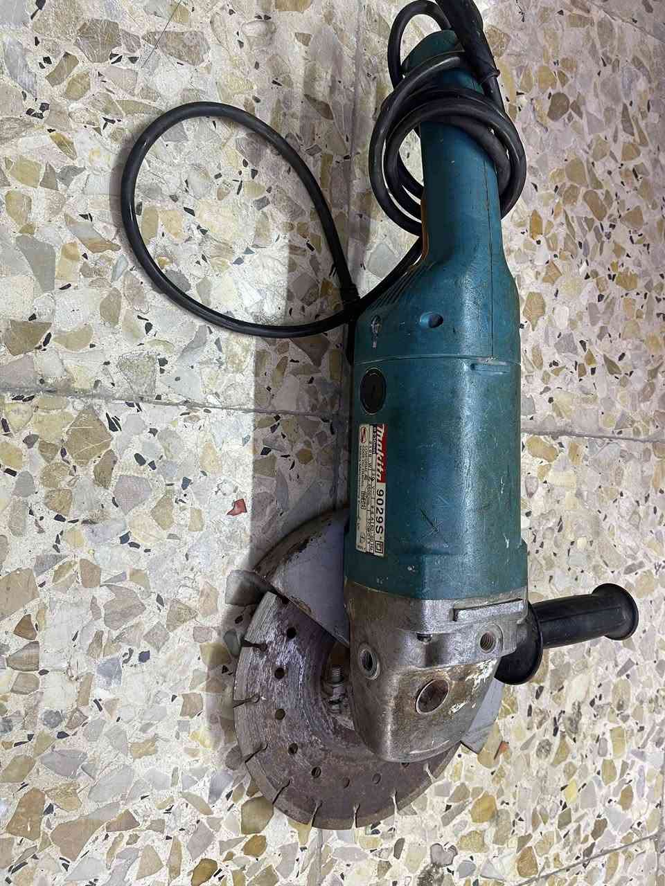 كوسرة ماكيتا مستعمل تشتغل بصورة ممتازة السعر 180الف


**إذا كنت صاحب هذا الإعلان وتريد حذفه لأي سبب، رجاءا أرسل رسالة إلى الدعم الفني**