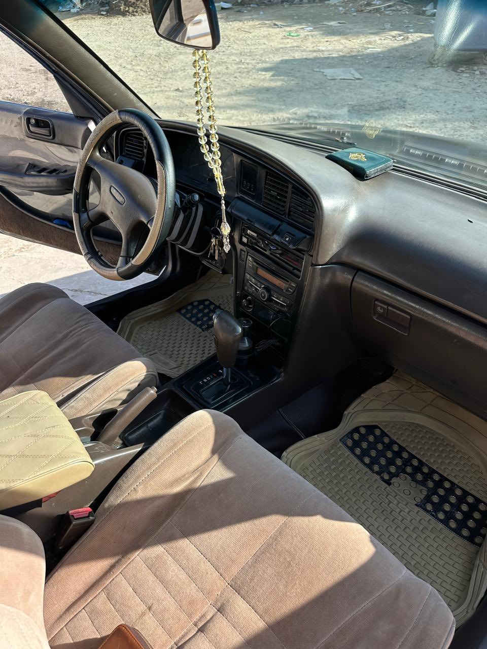 السلام عليكم
كروسيدا 89 مكينة ونجي 
حدادية جديدة تبريد ثلج
سنوية سقطت صار كم يوم  
تحويل بأي وقت 
السعر 55 ورقة 
هـ/ ***********
