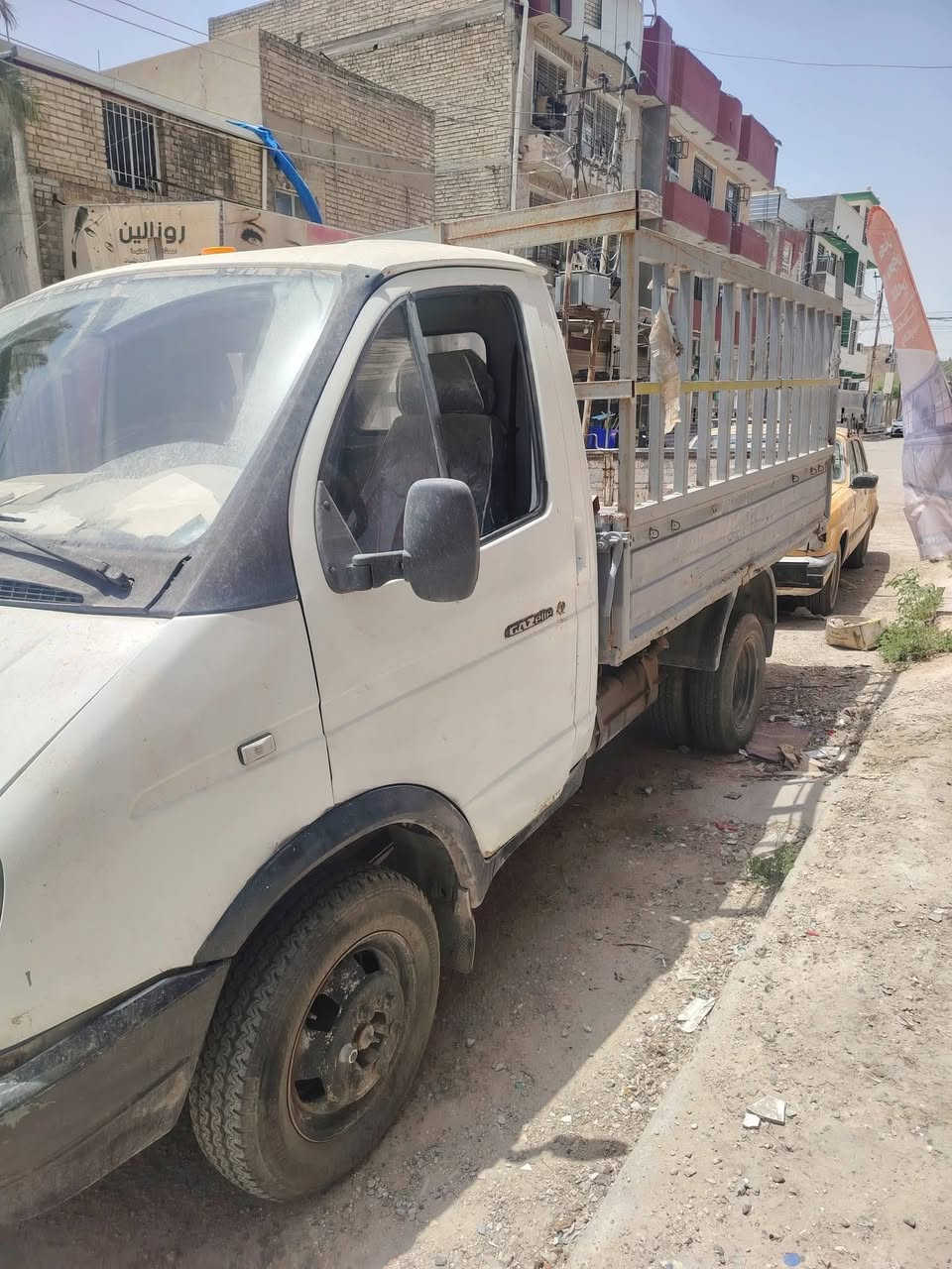 فولكا كازيل السياره بيها مكينه وكير محرك كاز 2700 شادة قبل سنه ونص
الكير نمرة الثالثه و الخامس مرات يفلت
محوره جعمقة فحل
محوره بريك ياباني
سستم صوت
ورك معلايه تحمله ٥ طنون ما عليها شي
محجر جديد
كهربائيات شغاله جديدة
سيارة مال جناي ماناقصها شي
رقم بغداد انكليزي سنويه جديدة
السعر 42$ و بيها مجال للطيبين
مكاني بغداد البلديات 
*********** واتساب او مكالمه غير متواجد بل فيس
