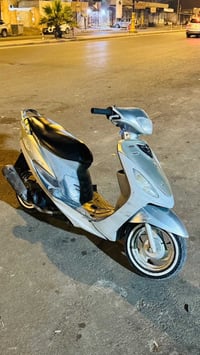 ماكس منغولي لون رصاصي   النظافة 100/80   كلشي شغال كهربائيات   ٠٧٧٢٧٩١...