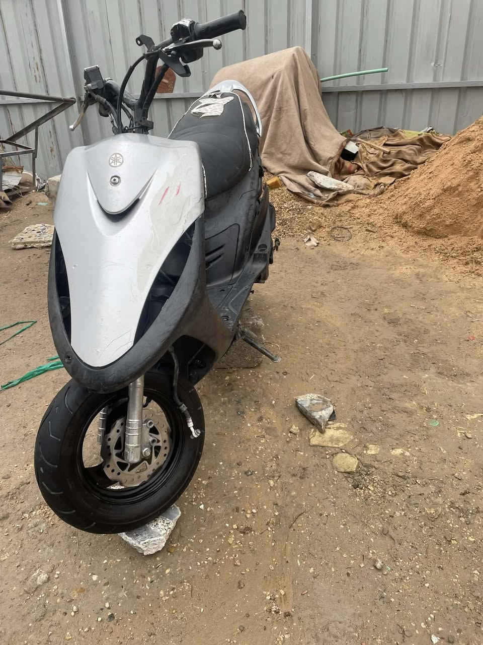 سلام عليكم ماكس عدله دراجه كامله مكمله نكره بكل وقت دراجه كله بلادين وبيه زوج كلجات رياصي لبيع سعر450 مكان بغداد لامين


**إذا كنت صاحب هذا الإعلان وتريد حذفه لأي سبب، رجاءا أرسل رسالة إلى الدعم الفني**