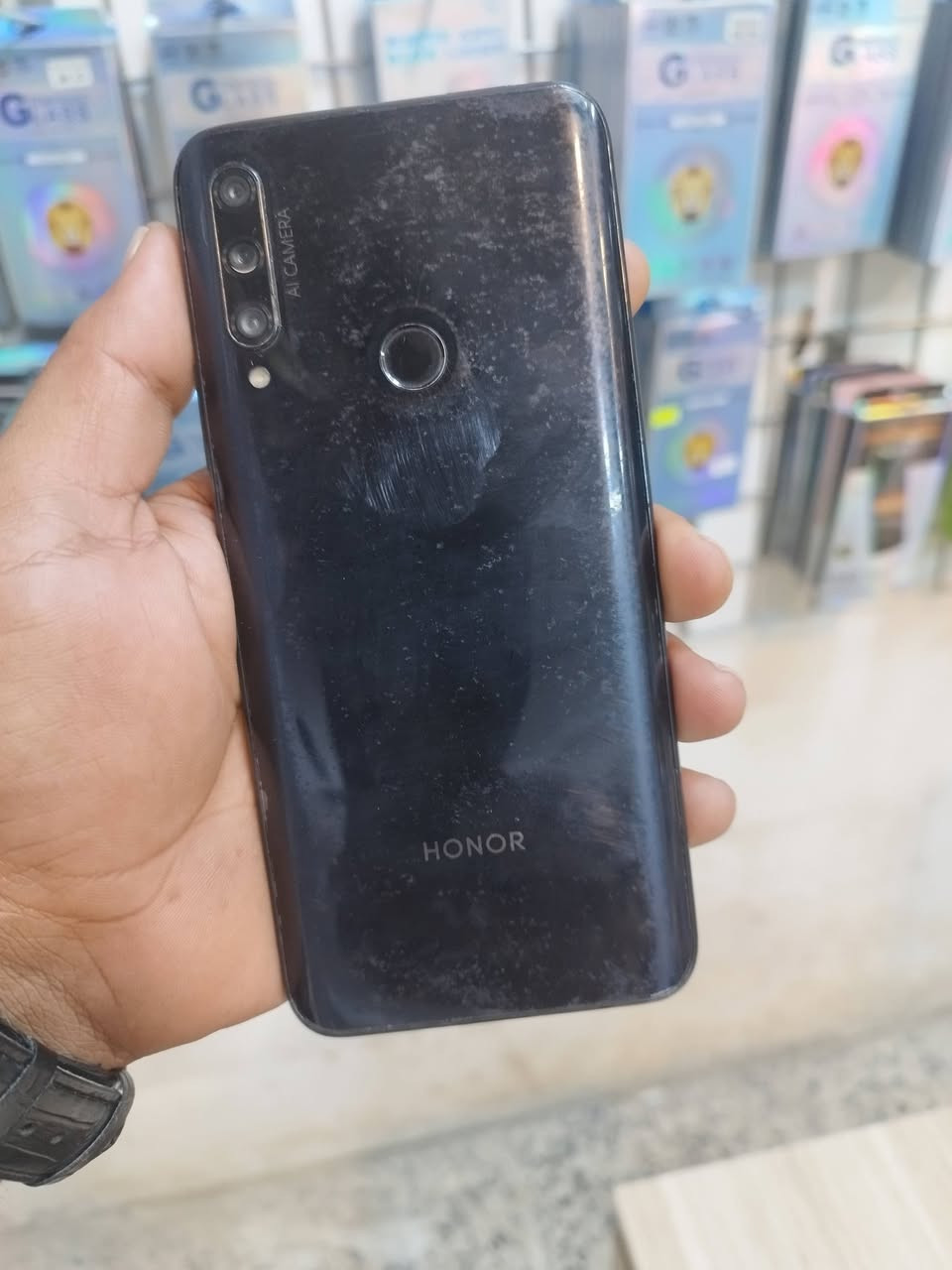 السلام عليكم9X
الكاميرا: نظام كاميرا خلفية ثلاثية مع مستشعر رئيسي بدقة 48 ميجابكسل.

البطارية: سعة 4000 مللي أمبير تدوم طوال اليوم.

الشاشة: شاشة عرض كاملة مقاس 6.59 بوصة بدون نتوء

 (notch).
التخزين: ذاكرة داخلية بسعة 128 جيجابايت.

للاستفسار اكثر خاص مفتوح


**إذا كنت صاحب هذا الإعلان وتريد حذفه لأي سبب، رجاءا أرسل رسالة إلى الدعم الفني**