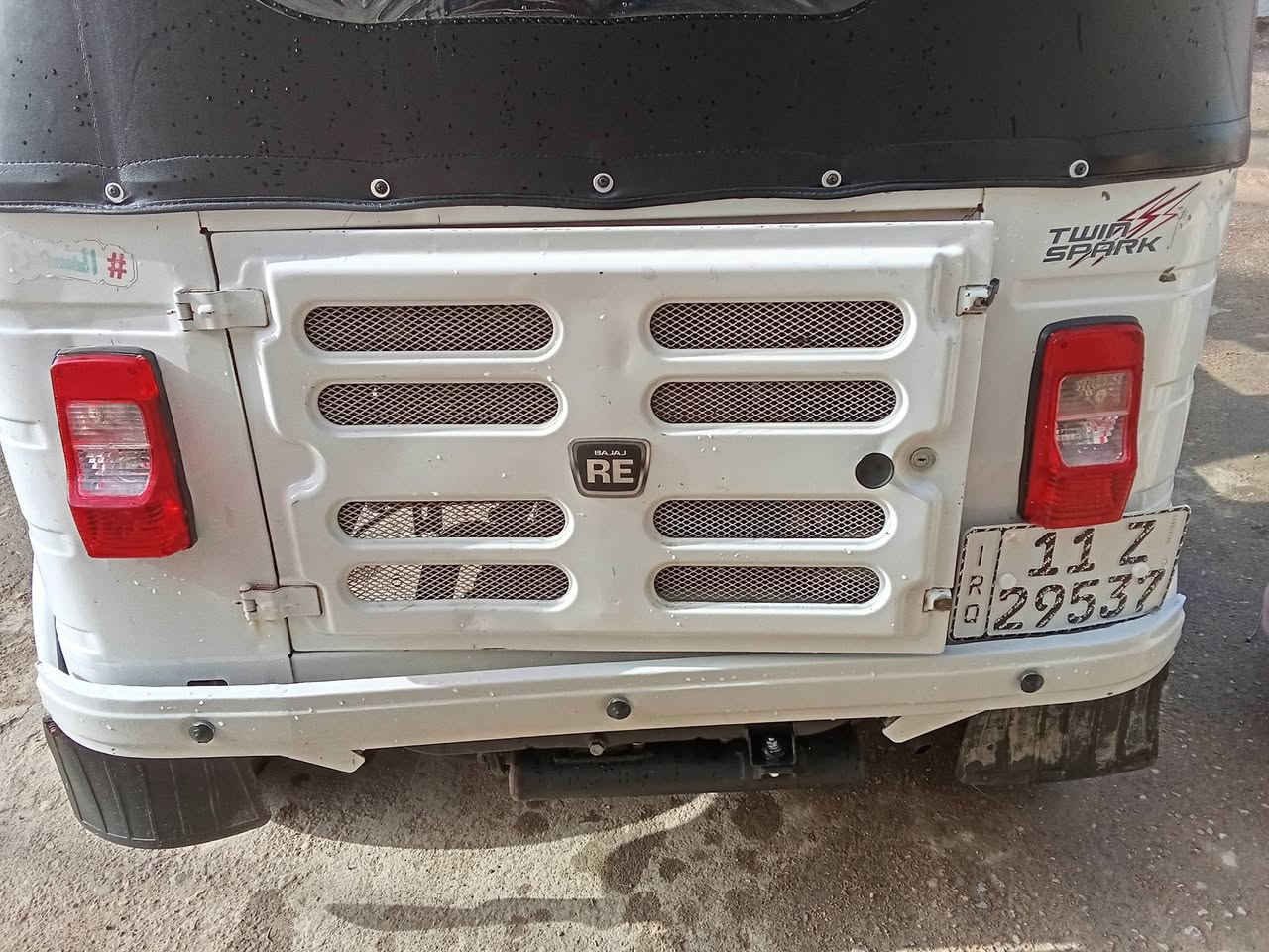 السلام عليكم تكتك 20 رقم وسنوية انكليزي تكتك حلوة مثل مامبين بل صور للستفسار رقم ***********
