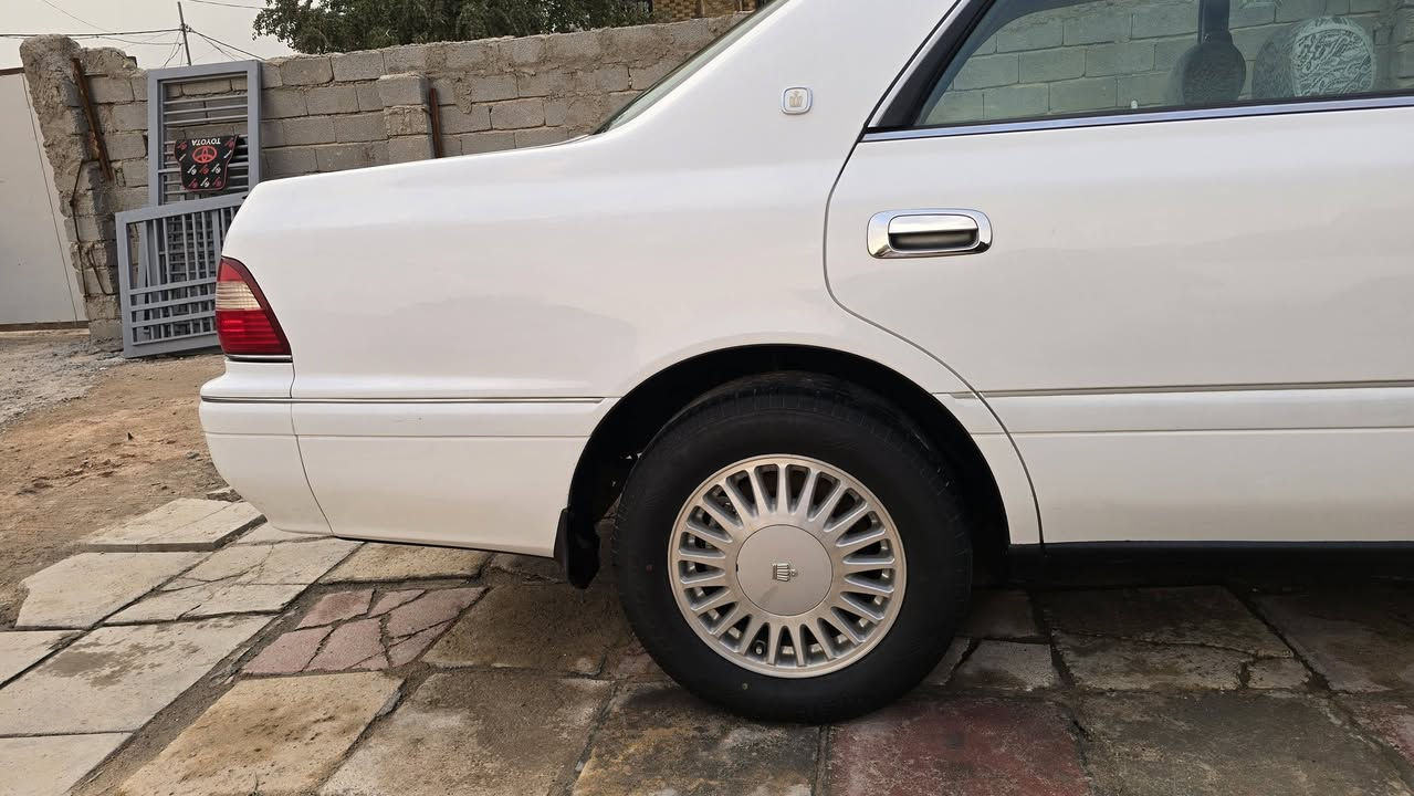 السلام عليكم راس ثور مديل ١٩٩٧ رقم بغداد مشروع وطني سنويته مجدده ٢٠٢٩ رقم انكليزي بسمي مكفولة كفاله عامه من الكصه و نقل جثة و الضربة و صبغ و تبديل و خياس محرك وكير وحدادية مكفولات كهربائيات كله شغاله التبريد شغال سعرها ١٢٥ وبيها مجال مكانها النجف رقم الهاتف ***********
